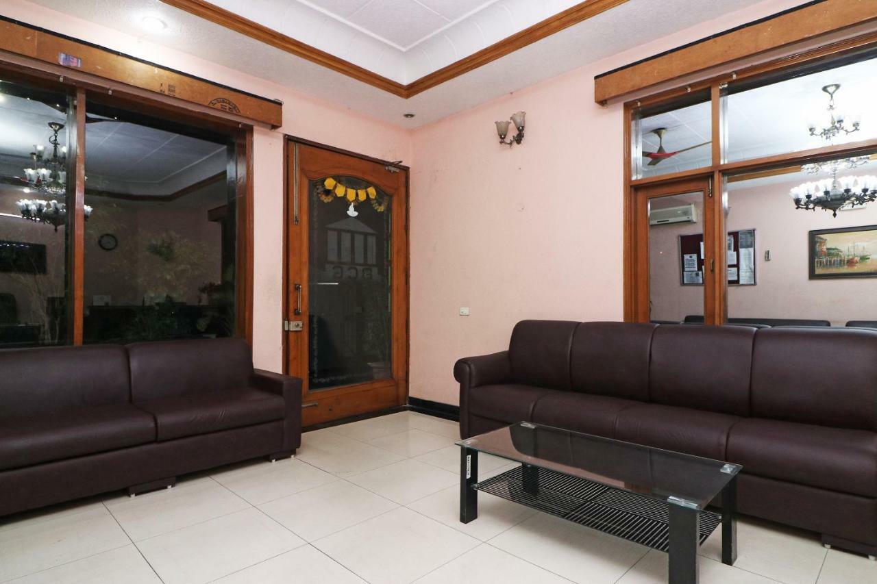 Oyo 24672 Bharat Guest House Delhi  Exterior foto